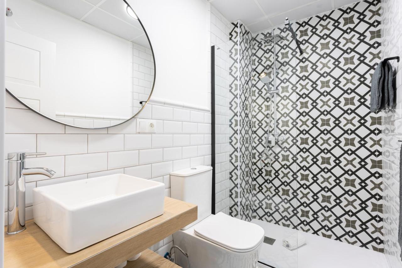 Holidays2Malaga Picasuss Loft New Built Close Huelin Beach And Promenade Екстериор снимка