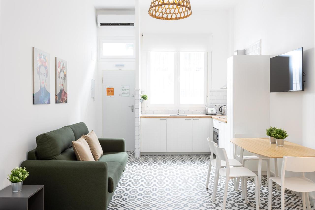 Holidays2Malaga Picasuss Loft New Built Close Huelin Beach And Promenade Екстериор снимка