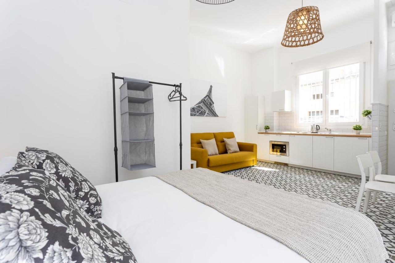 Holidays2Malaga Picasuss Loft New Built Close Huelin Beach And Promenade Екстериор снимка