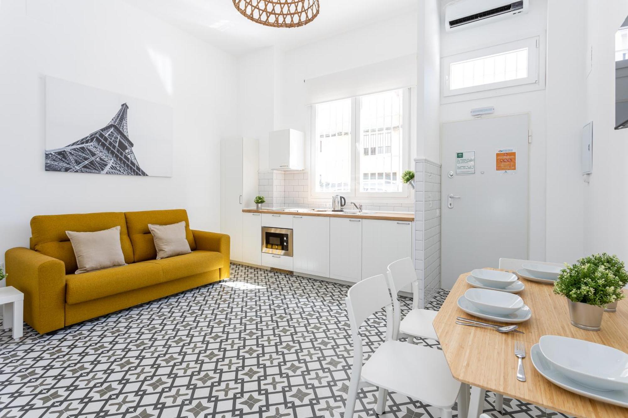 Holidays2Malaga Picasuss Loft New Built Close Huelin Beach And Promenade Екстериор снимка