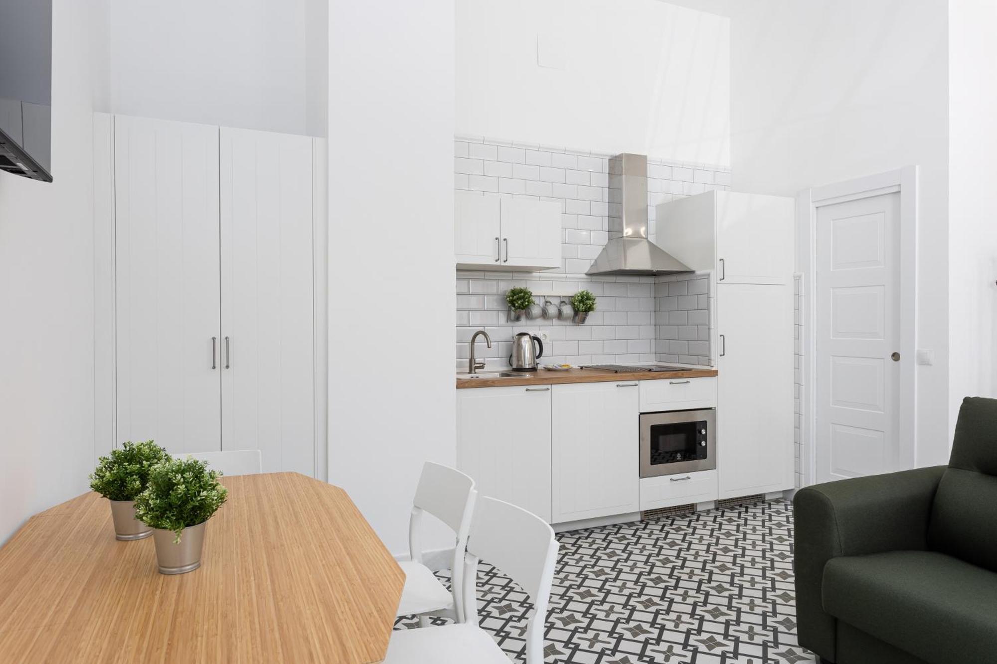 Holidays2Malaga Picasuss Loft New Built Close Huelin Beach And Promenade Екстериор снимка